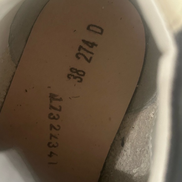 Mid Star Glitter Sneaker
Golden Goose new without box size 38 - Picture 11 of 12